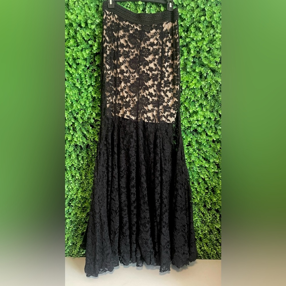 Marciano Women's Large Black Lace Maxi Mermaid Skirt - Picture 5 of 16